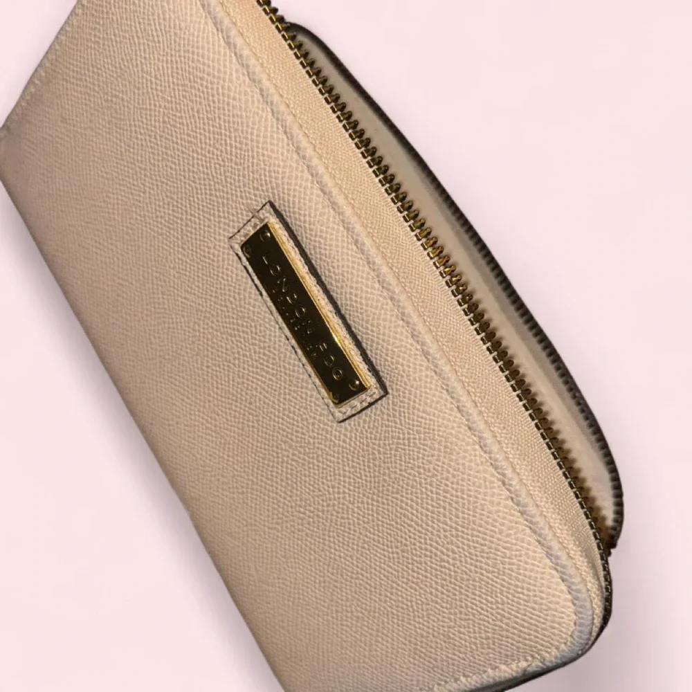 London fog wallet